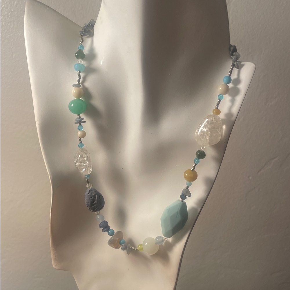 Asymmetrical Multi-Stone Natural Beaded Necklace - blue 💙 green 💚 - Picture 2 of 4